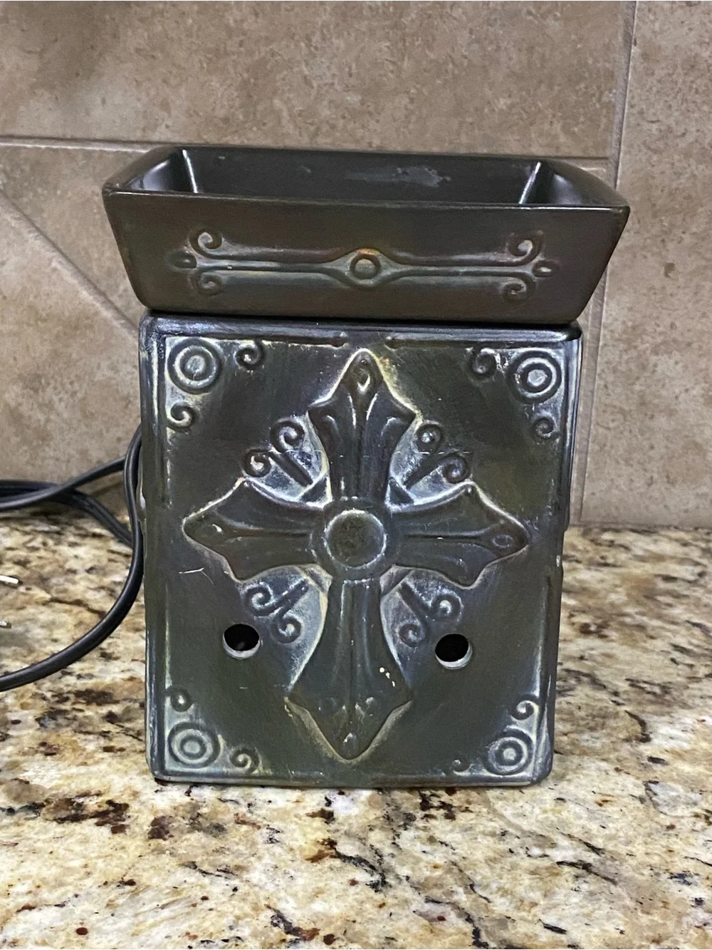 Scentsy Retired Cross Hope Full Size Ceramic Rustic Wax Warmer
